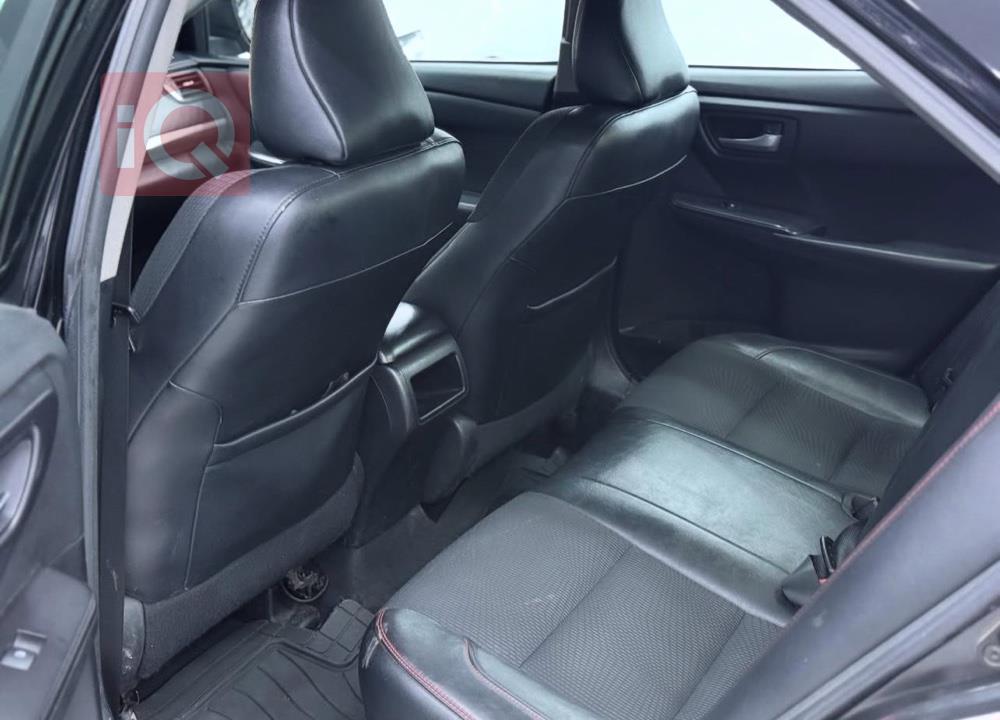 تۆیۆتا کامری